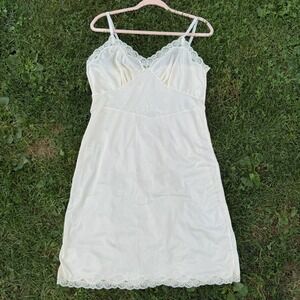 Mel-Lin Vintage Full Slip Dress 38 Ivory Lace‎ Trim Nylon Adjustable Straps